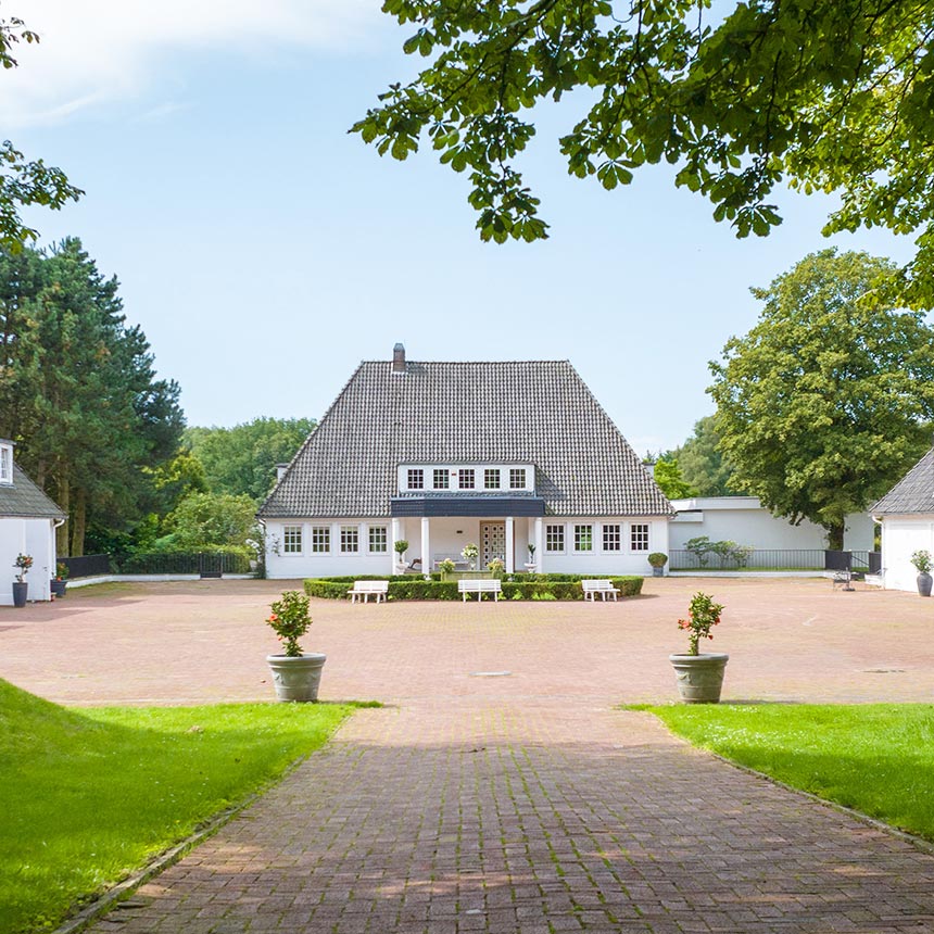 1980 Real Estate GmbH vermarktet den Landgut Hof Wehldorf​