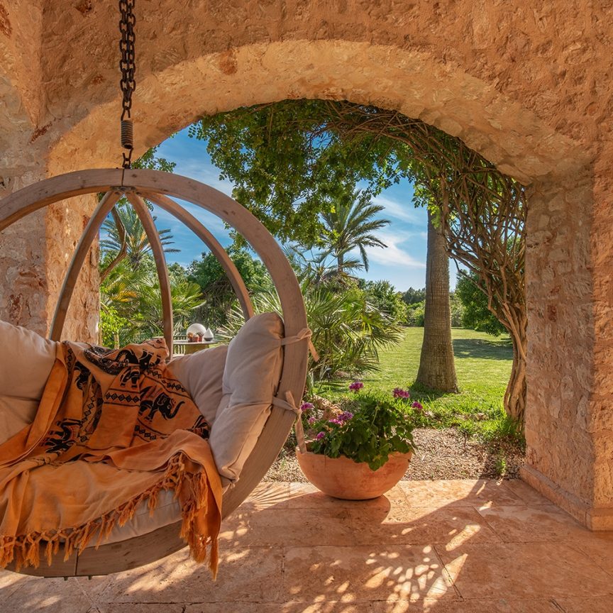 feacb50c-0c7b-4cfb-bfdf-de1146170e64